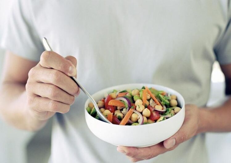 Eat green salads for enhanced benefits